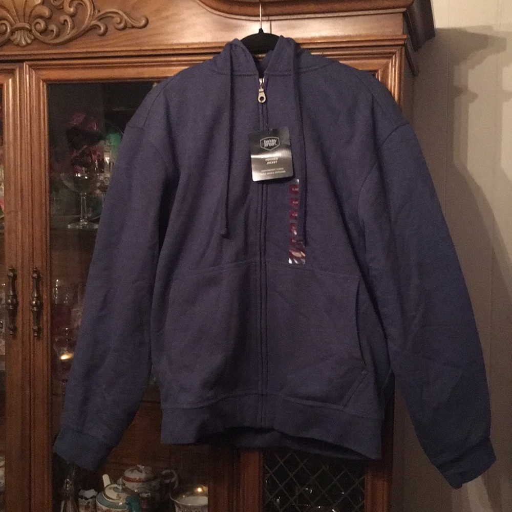 NWT. Men’s hoodie